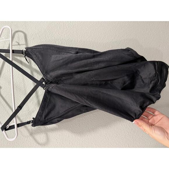 Victoria's Secret Satin Shaping Bodysuit, Size 36D - Picture 5 of 6